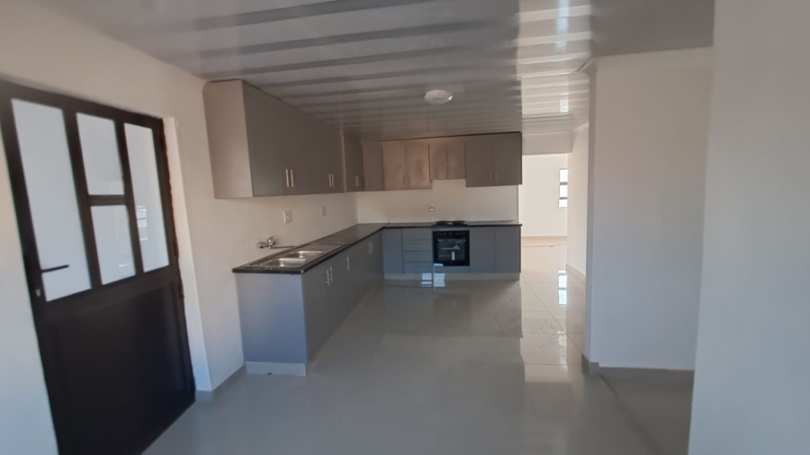 3 Bedroom Property for Sale in Umlazi KwaZulu-Natal