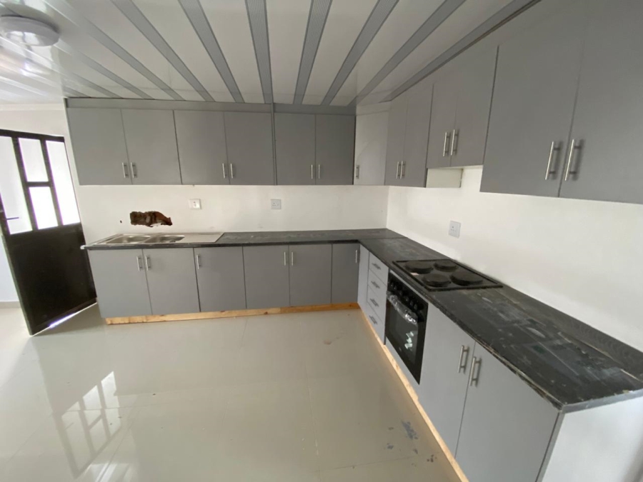 3 Bedroom Property for Sale in Umlazi KwaZulu-Natal