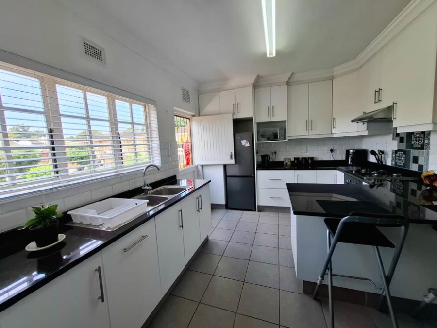 3 Bedroom Property for Sale in Queensburgh KwaZulu-Natal