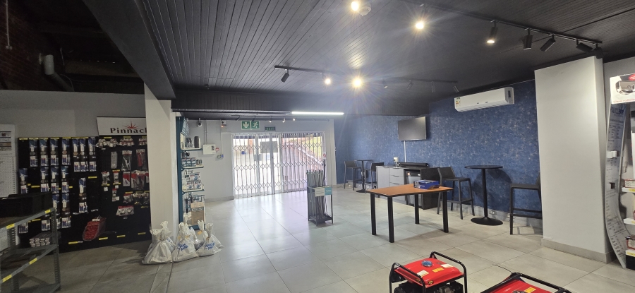 To Let Commercial Property for Rent in Westmead KwaZulu-Natal