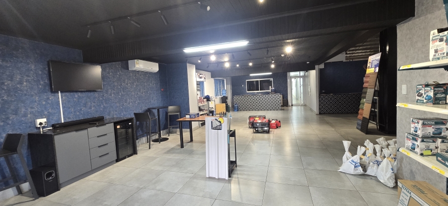 To Let Commercial Property for Rent in Westmead KwaZulu-Natal