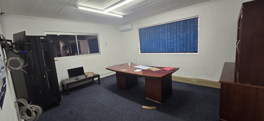 To Let Commercial Property for Rent in Westmead KwaZulu-Natal