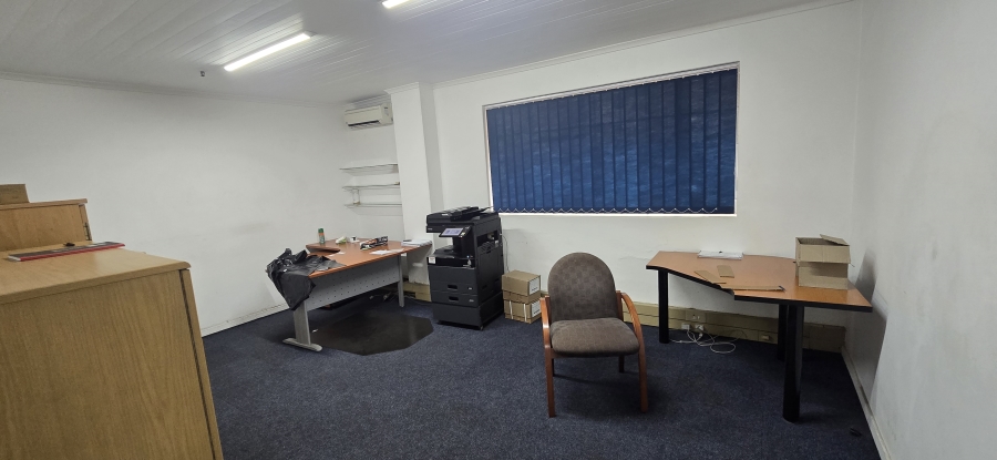 To Let Commercial Property for Rent in Westmead KwaZulu-Natal
