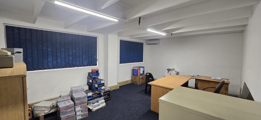 To Let Commercial Property for Rent in Westmead KwaZulu-Natal