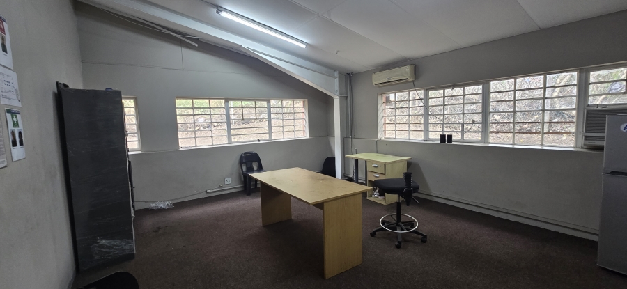 To Let Commercial Property for Rent in Westmead KwaZulu-Natal
