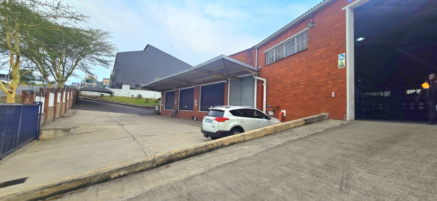 To Let Commercial Property for Rent in Westmead KwaZulu-Natal