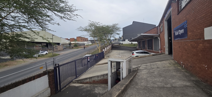 To Let Commercial Property for Rent in Westmead KwaZulu-Natal