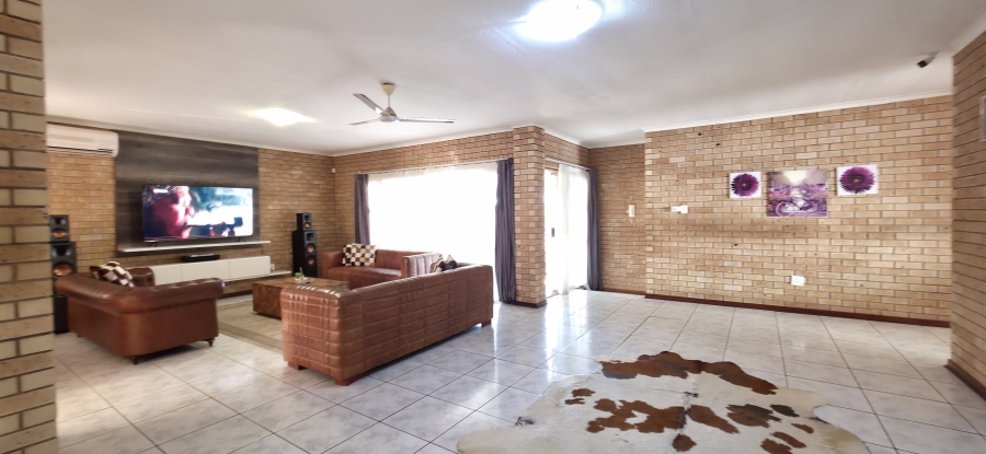 3 Bedroom Property for Sale in Meer En See KwaZulu-Natal