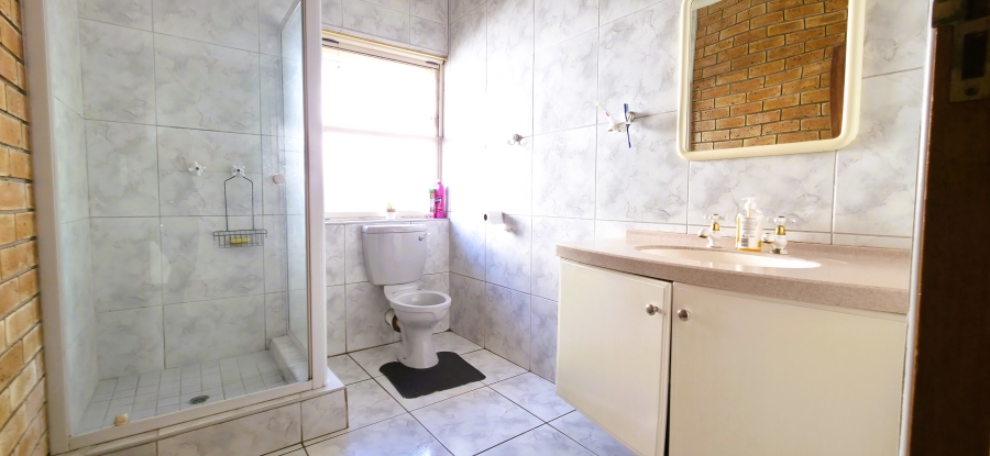 3 Bedroom Property for Sale in Meer En See KwaZulu-Natal