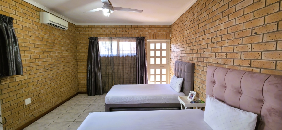 3 Bedroom Property for Sale in Meer En See KwaZulu-Natal