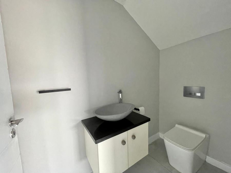 6 Bedroom Property for Sale in Simbithi Eco Estate KwaZulu-Natal