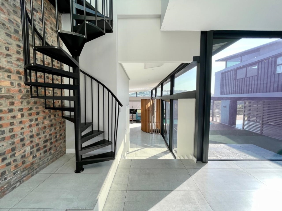 6 Bedroom Property for Sale in Simbithi Eco Estate KwaZulu-Natal