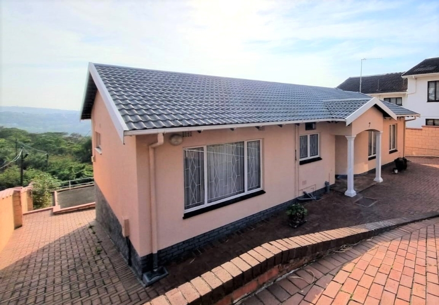 To Let 5 Bedroom Property for Rent in Reservoir Hills KwaZulu-Natal