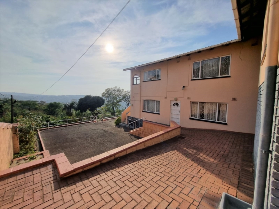 To Let 5 Bedroom Property for Rent in Reservoir Hills KwaZulu-Natal