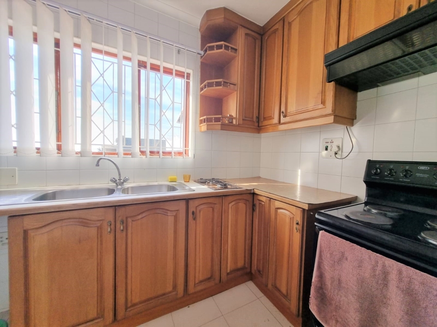 To Let 5 Bedroom Property for Rent in Reservoir Hills KwaZulu-Natal