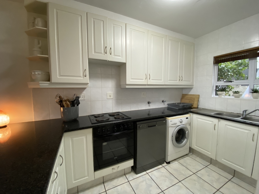 To Let 3 Bedroom Property for Rent in Beverley Hills KwaZulu-Natal