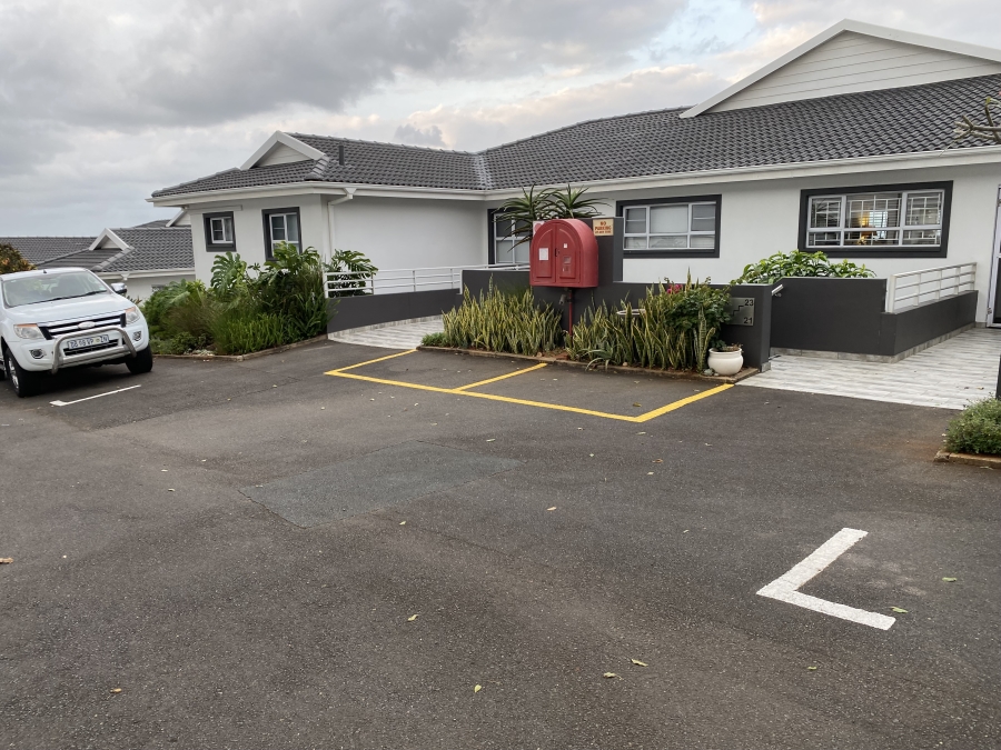 To Let 3 Bedroom Property for Rent in Beverley Hills KwaZulu-Natal