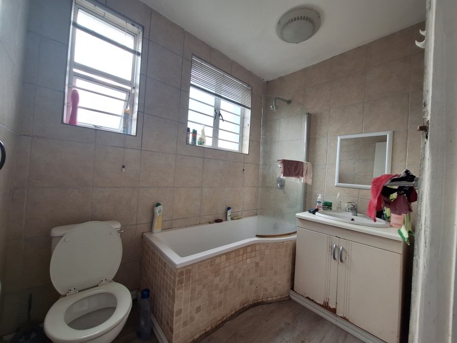 To Let 2 Bedroom Property for Rent in Glenwood KwaZulu-Natal
