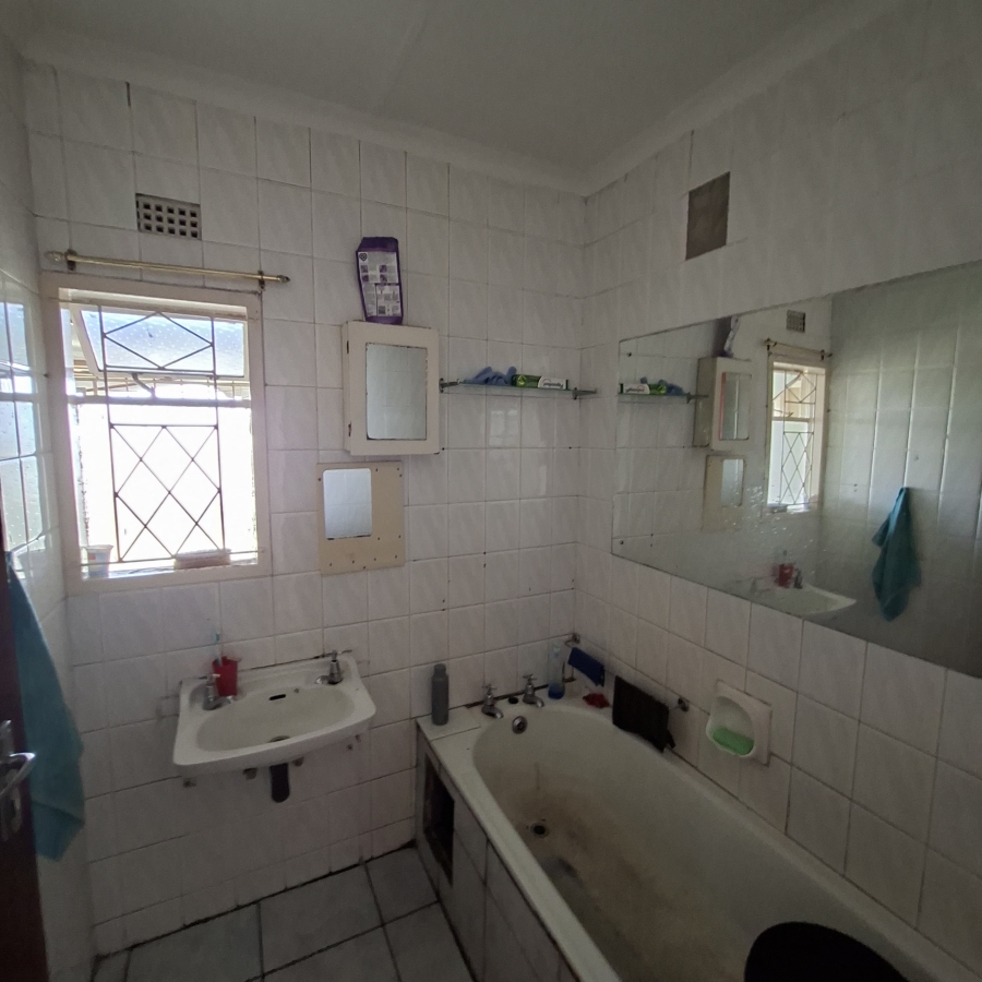 3 Bedroom Property for Sale in Eastwood KwaZulu-Natal