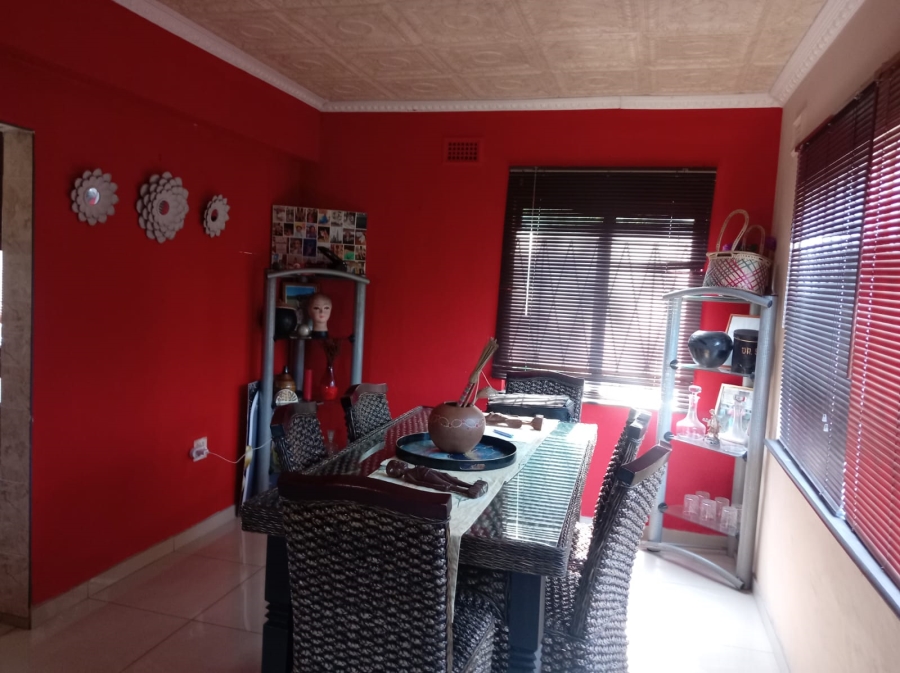 4 Bedroom Property for Sale in Isipingo Hills KwaZulu-Natal