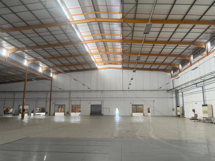 To Let Commercial Property for Rent in La Mercy KwaZulu-Natal