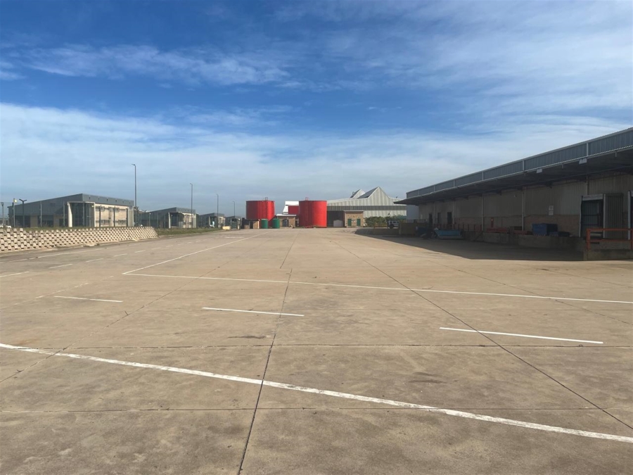 To Let Commercial Property for Rent in La Mercy KwaZulu-Natal