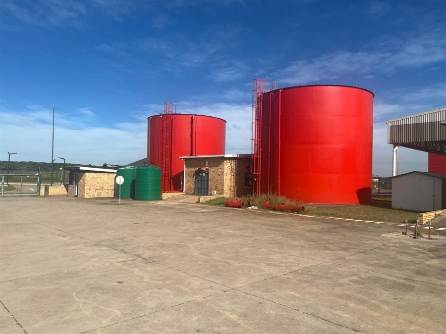 To Let Commercial Property for Rent in La Mercy KwaZulu-Natal