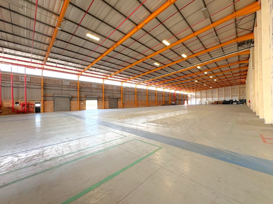 To Let Commercial Property for Rent in La Mercy KwaZulu-Natal