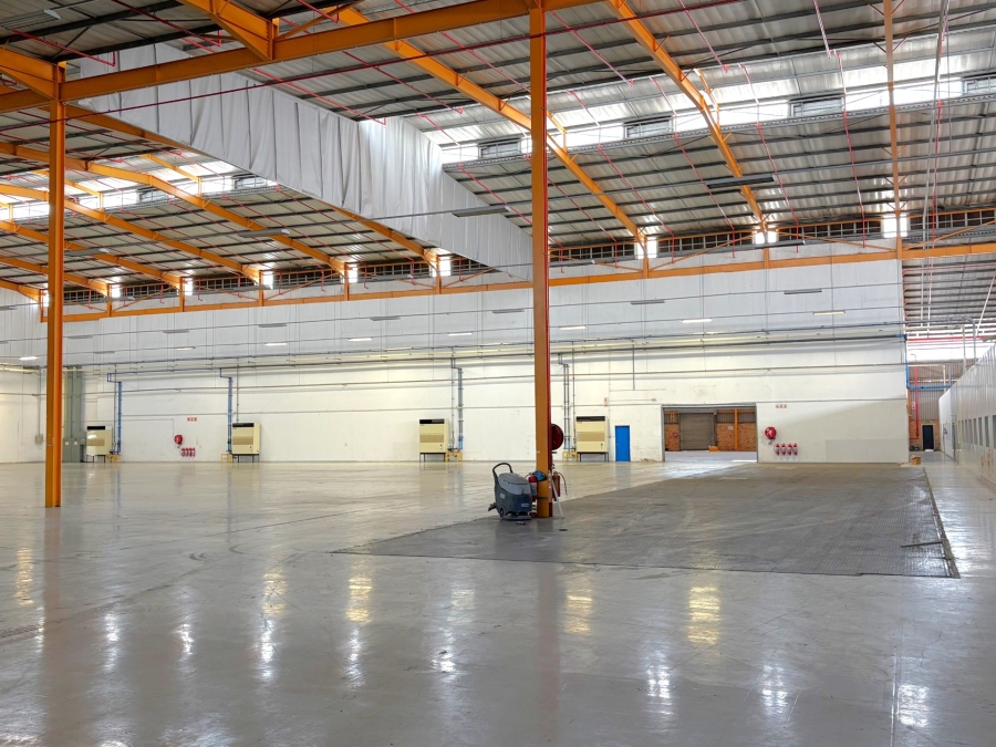 To Let Commercial Property for Rent in La Mercy KwaZulu-Natal