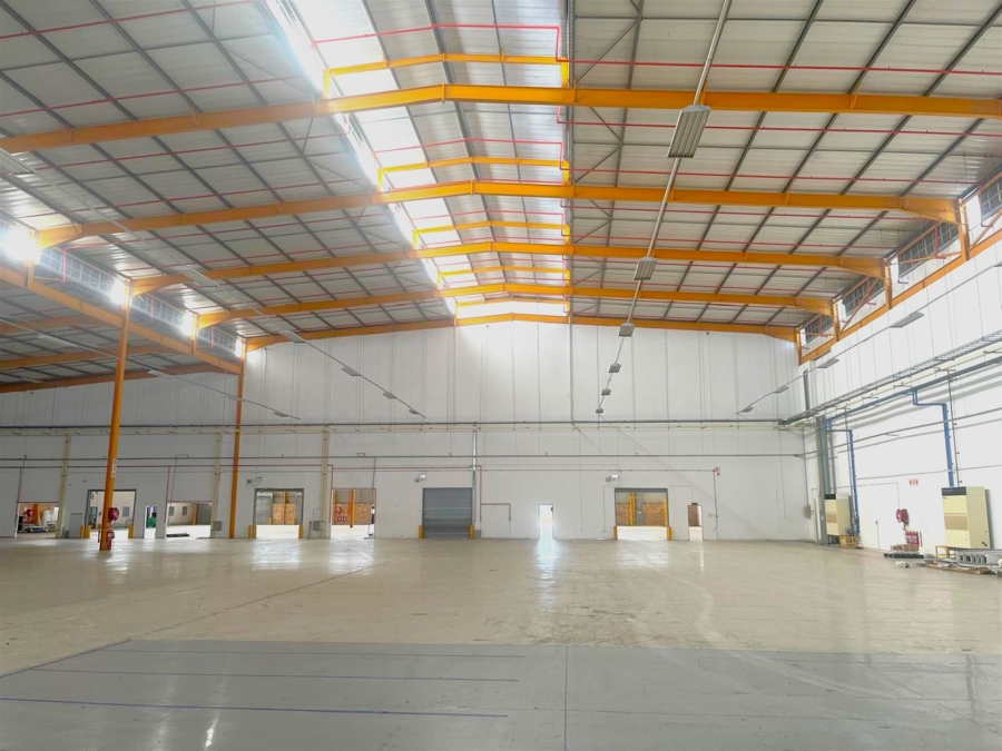 To Let Commercial Property for Rent in La Mercy KwaZulu-Natal