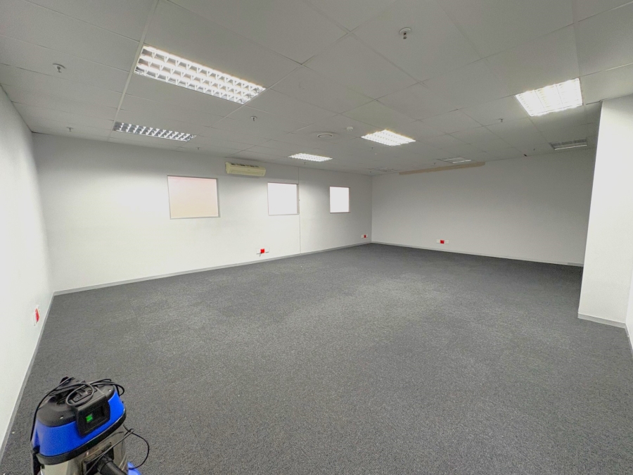 To Let Commercial Property for Rent in La Mercy KwaZulu-Natal