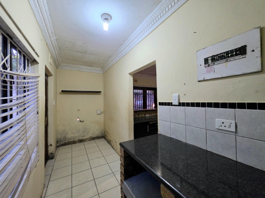 To Let 5 Bedroom Property for Rent in Yellowwood Park KwaZulu-Natal