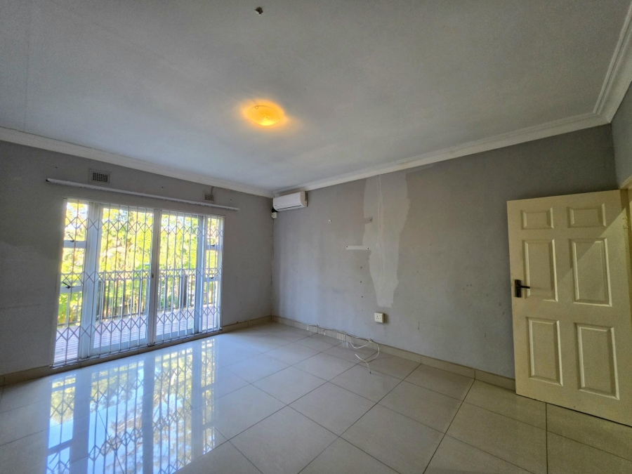 To Let 5 Bedroom Property for Rent in Yellowwood Park KwaZulu-Natal