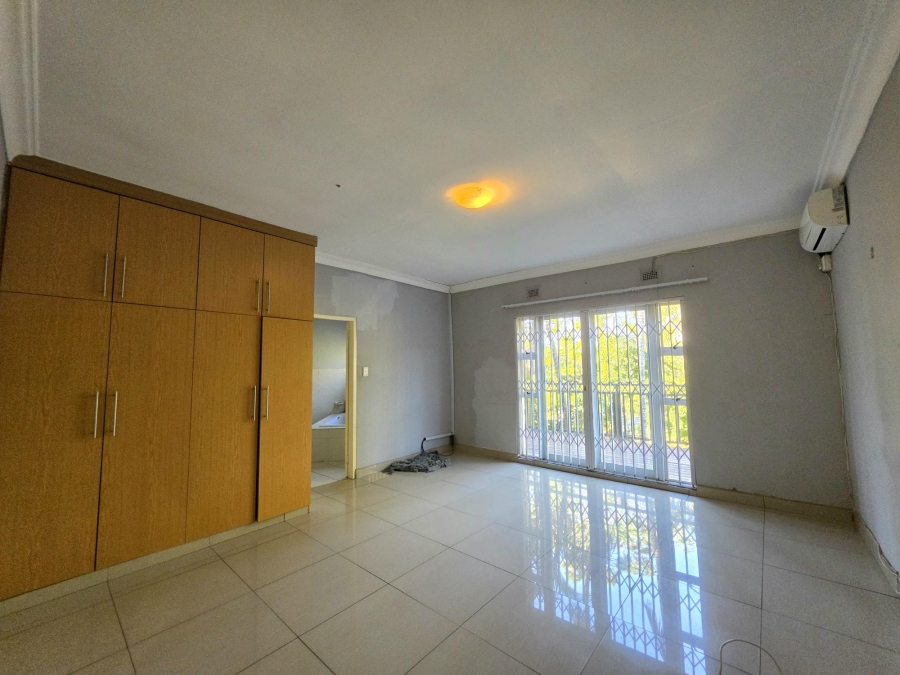 To Let 5 Bedroom Property for Rent in Yellowwood Park KwaZulu-Natal