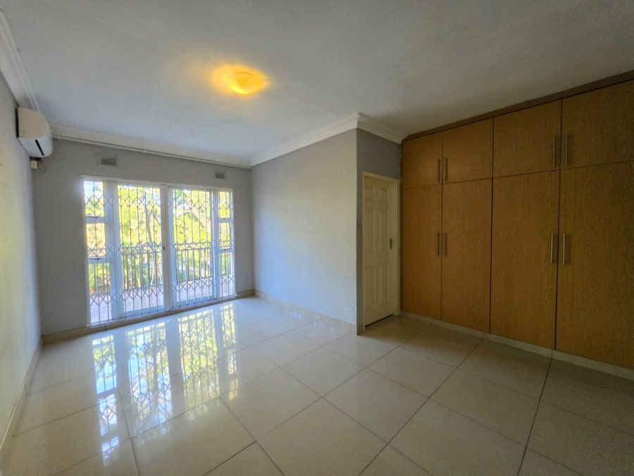 To Let 5 Bedroom Property for Rent in Yellowwood Park KwaZulu-Natal