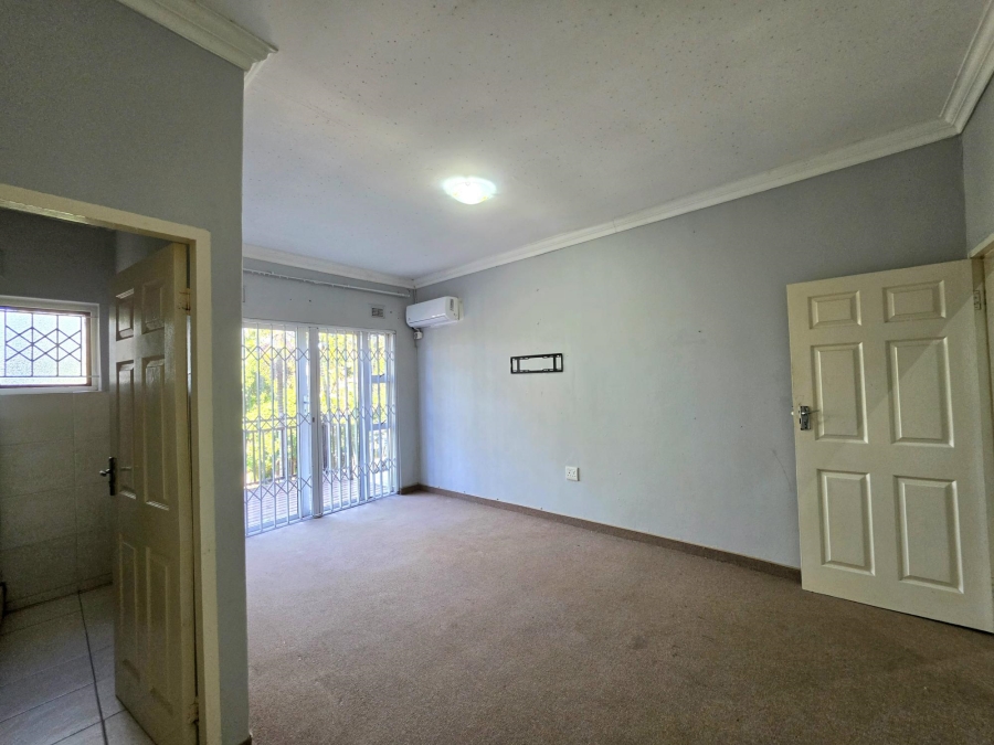 To Let 5 Bedroom Property for Rent in Yellowwood Park KwaZulu-Natal