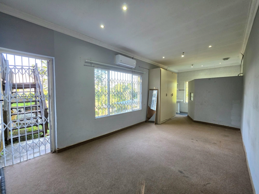 To Let 5 Bedroom Property for Rent in Yellowwood Park KwaZulu-Natal