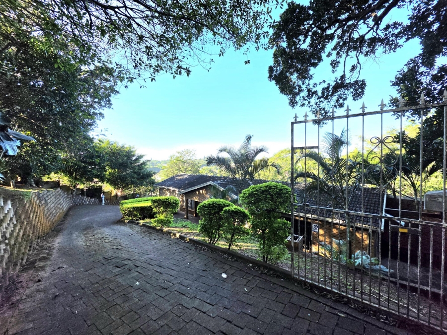To Let 5 Bedroom Property for Rent in Yellowwood Park KwaZulu-Natal