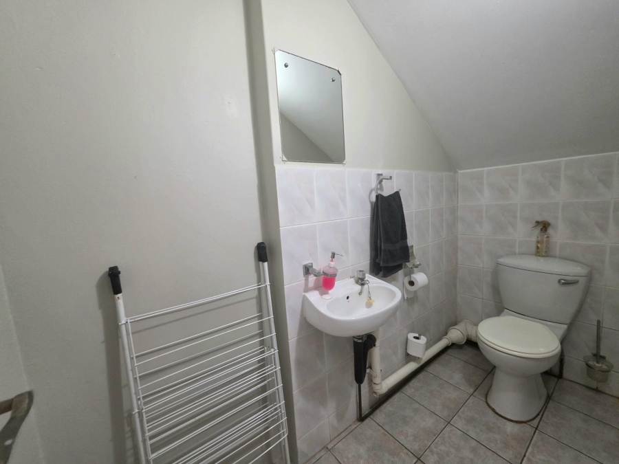 To Let 3 Bedroom Property for Rent in Amanzimtoti KwaZulu-Natal