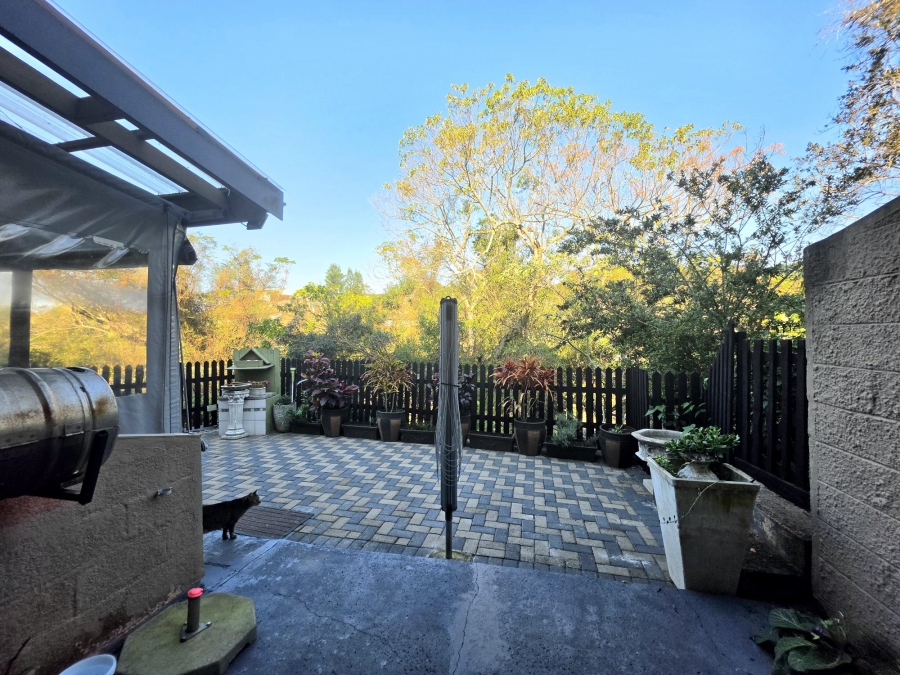 To Let 3 Bedroom Property for Rent in Amanzimtoti KwaZulu-Natal