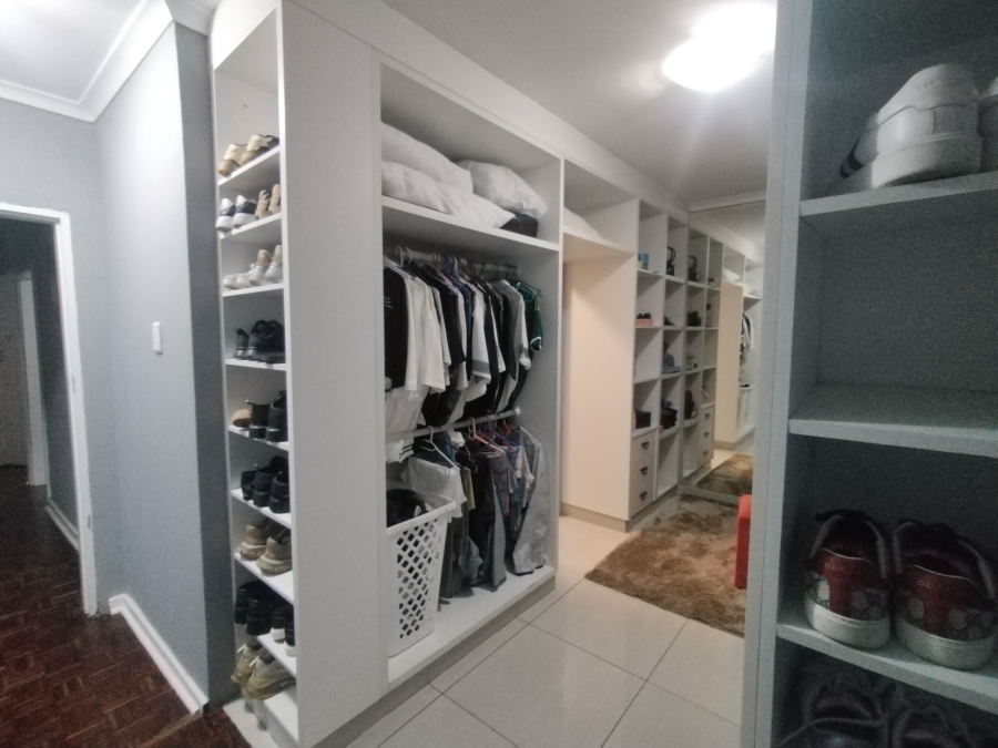 4 Bedroom Property for Sale in Yellowwood Park KwaZulu-Natal