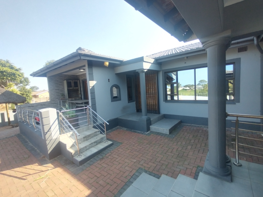 4 Bedroom Property for Sale in Yellowwood Park KwaZulu-Natal