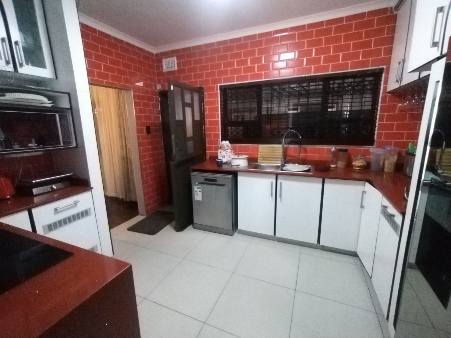 4 Bedroom Property for Sale in Yellowwood Park KwaZulu-Natal