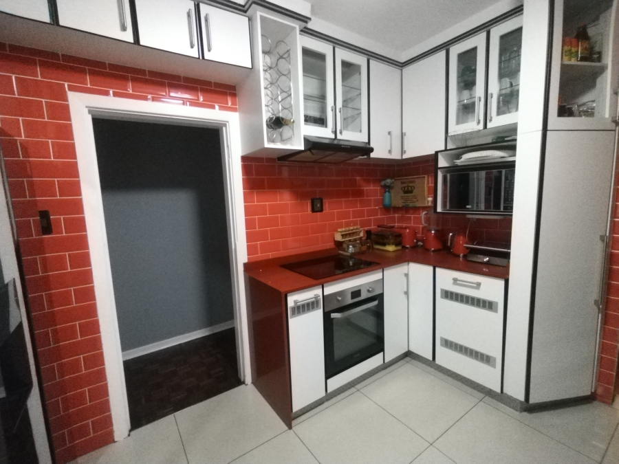 4 Bedroom Property for Sale in Yellowwood Park KwaZulu-Natal