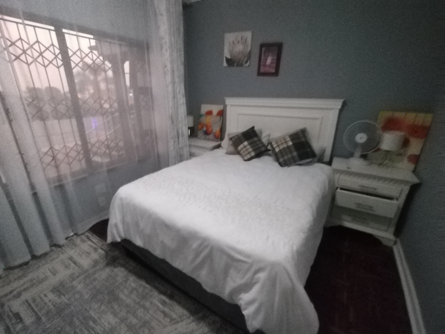 4 Bedroom Property for Sale in Yellowwood Park KwaZulu-Natal