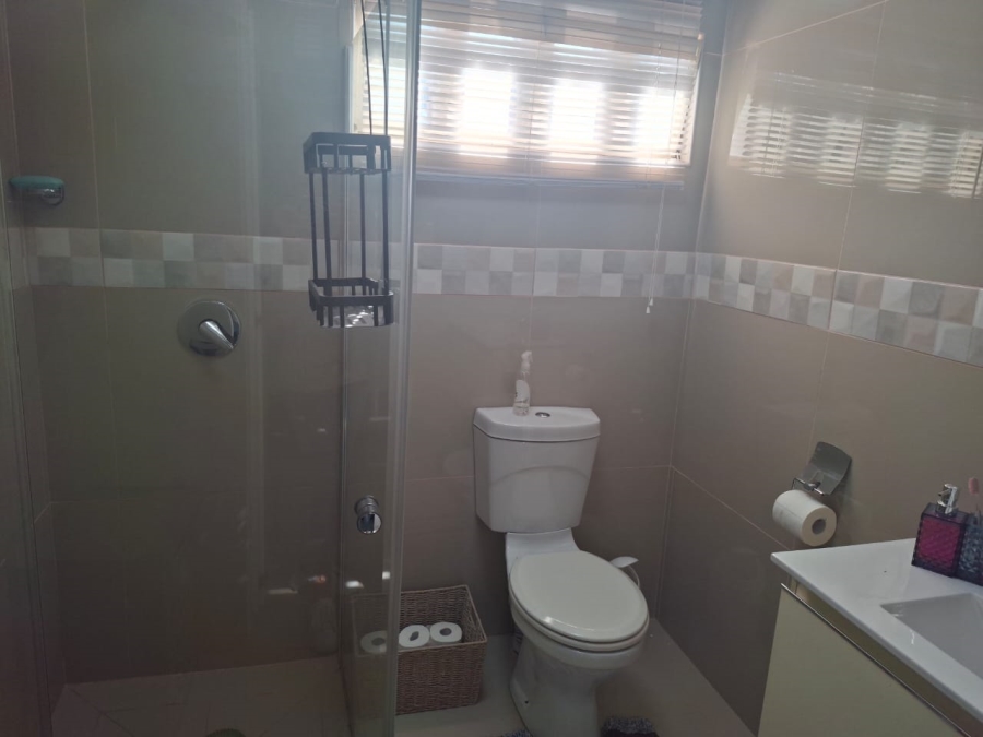 5 Bedroom Property for Sale in Ramsgate KwaZulu-Natal