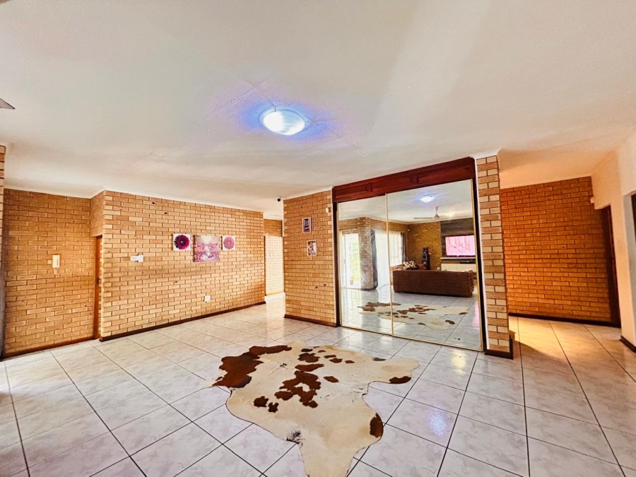 3 Bedroom Property for Sale in Meer En See KwaZulu-Natal