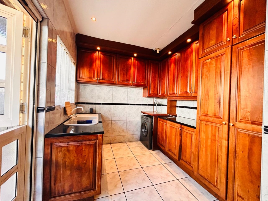 3 Bedroom Property for Sale in Meer En See KwaZulu-Natal