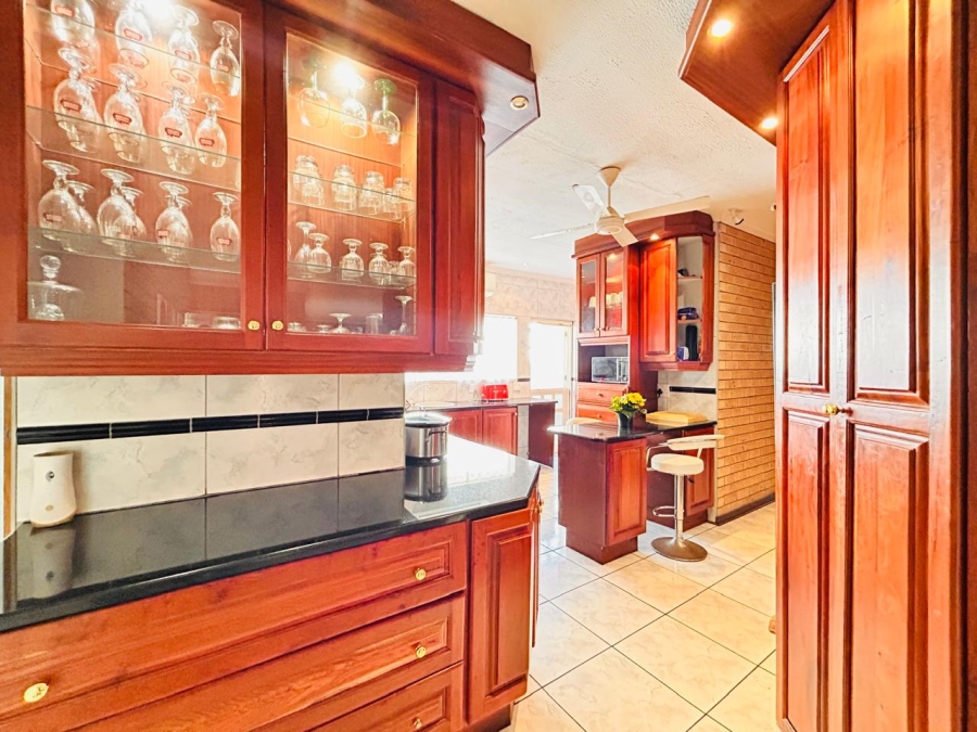 3 Bedroom Property for Sale in Meer En See KwaZulu-Natal