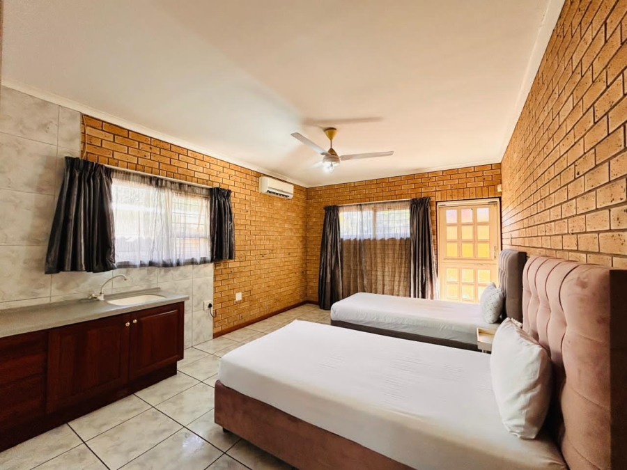 3 Bedroom Property for Sale in Meer En See KwaZulu-Natal